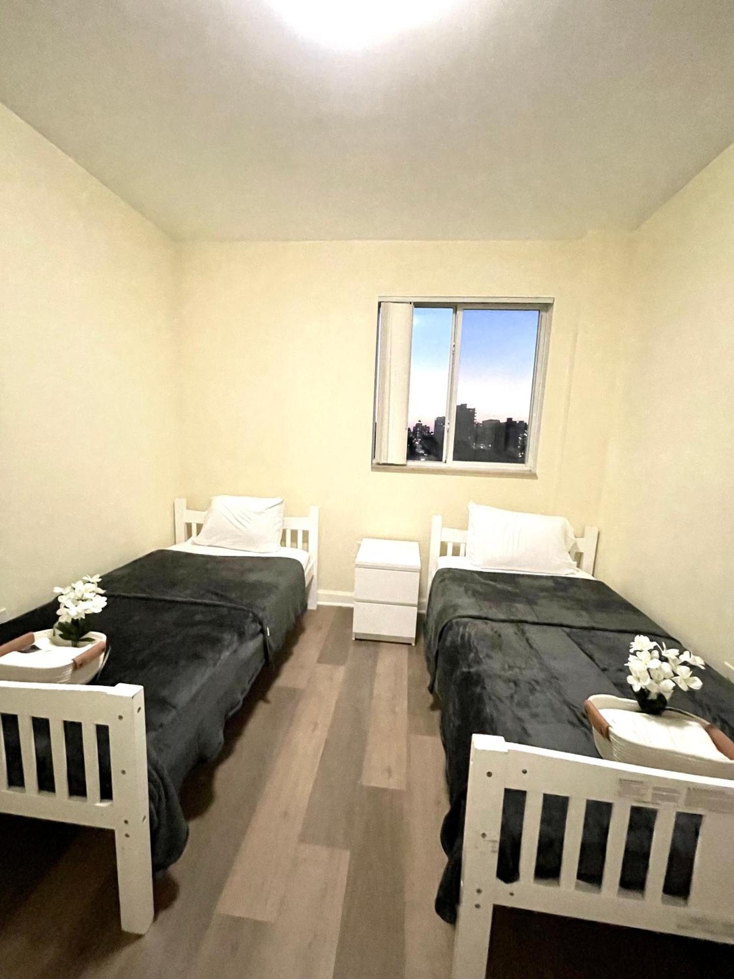 Private Bedroom In Miami - Coral Gables 601 Exterior photo