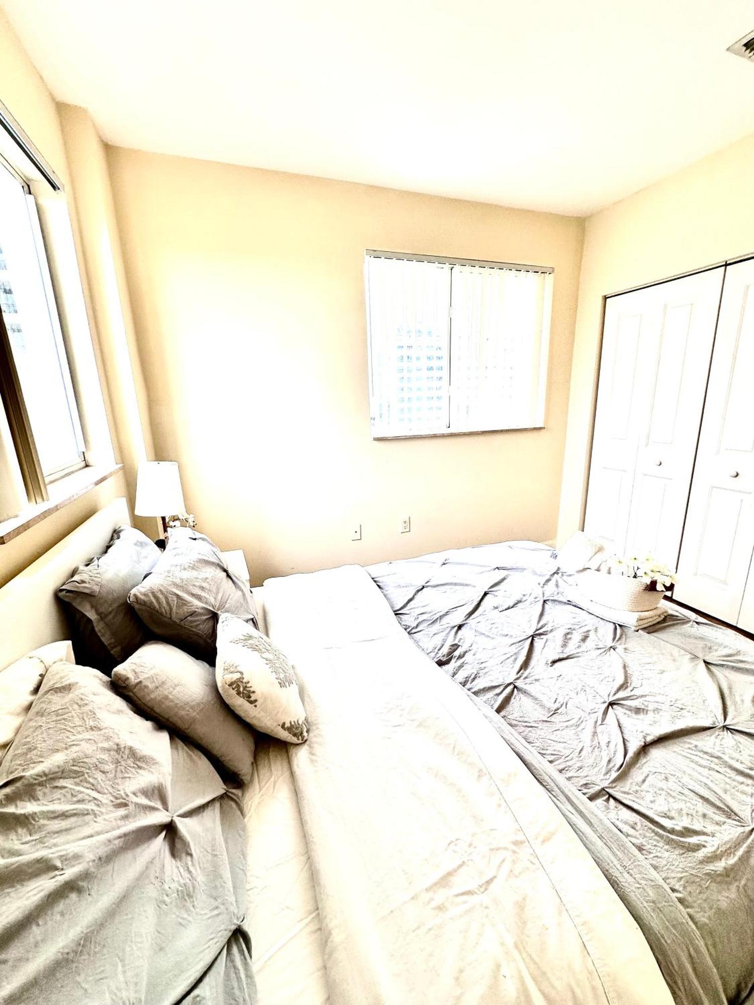Private Bedroom In Miami - Coral Gables 601 Exterior photo